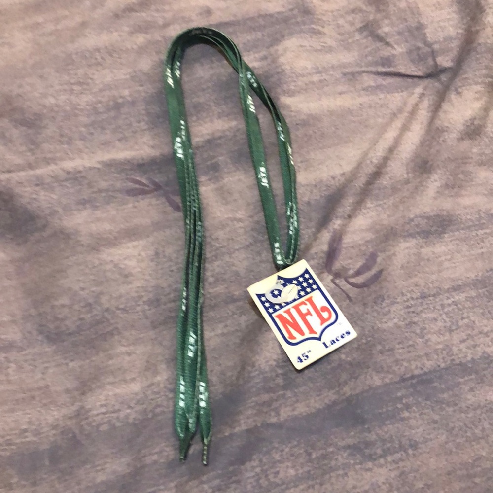 Vintage New York Jets shoelaces. 45 inches. Originally sold at Sears. Old logo.